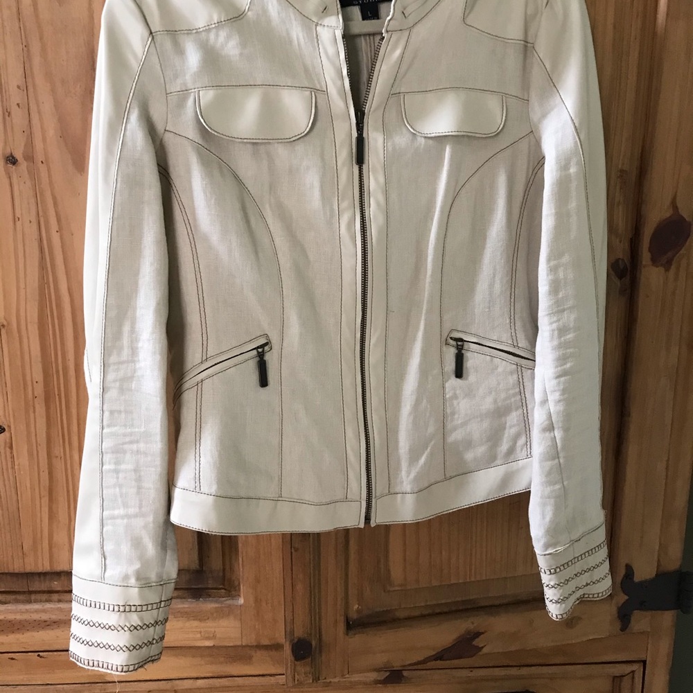 Jacket - Picture 3 of 3